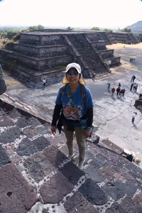 Almost at the top of the steps of the Pyramid of the Moon